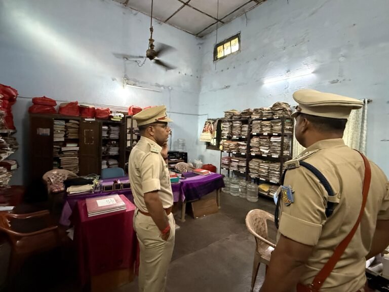 एसएसपी ने डीएसपी विधि व्यवस्था कार्यालय का किया निरीक्षण, पुराने लंबित कांडों के शीघ्र निष्पादन का निर्देश