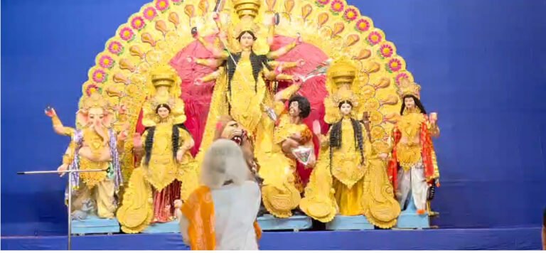 बंगाली कल्याण समिति के दुर्गा पूजा उद्घाटन समारोह में ‘महिषासुर मर्दिनी’ की भव्य प्रस्तुति