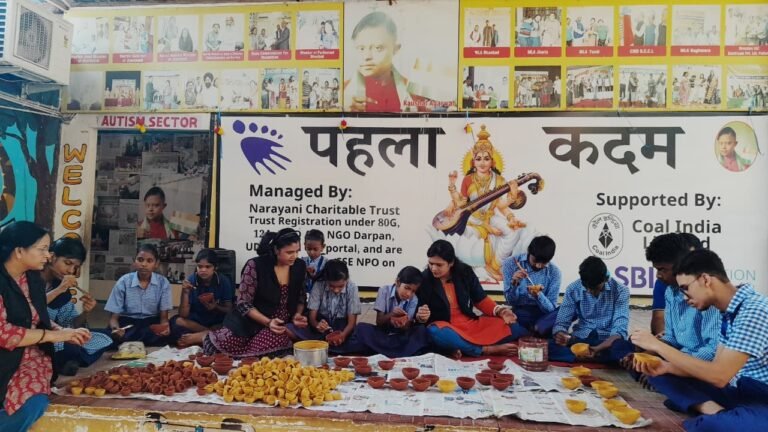 पहला कदम के विशेष बच्चों के हाथों से रोशन होगी दीपावली, आत्मनिर्भरता की नई मिसालपेश कर रहे दिव्यांग बच्चे