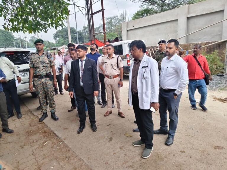 उपायुक्त ने किया सदर अस्पताल का निरीक्षण