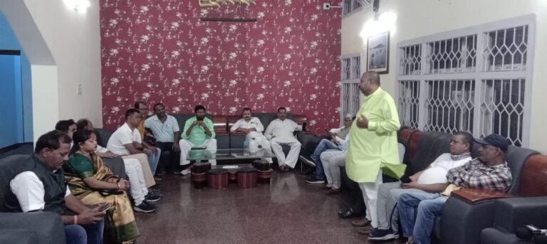 बारामूड़ी खटाल समेत धनबाद के खटालवासियों के समर्थन में उतरा एससी-एसटी-ओबीसी संयुक्त मोर्चा